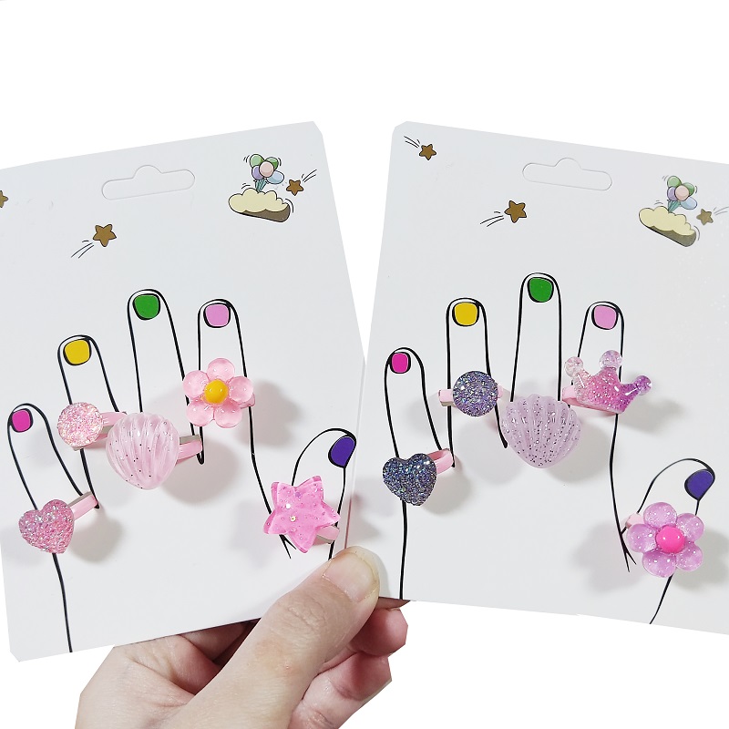 Cute Little Girl Cartoon Candy - Plant Parent Gifts avis et prix
